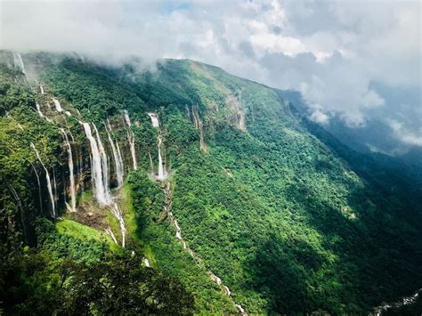 Best Meghalaya Tour Packages| Traverse To The Dream Land Like Never Before