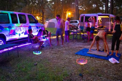 Camping at the Seven Sisters Springs - Ondevan Campervan | Camper van ...