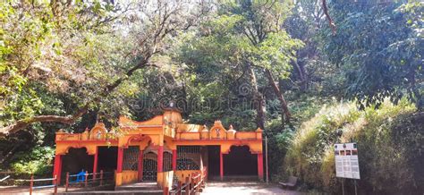 Hiranyakeshi Temple, Amboli, Maharashtra Stock Photo - Image of tree, park: 266659298