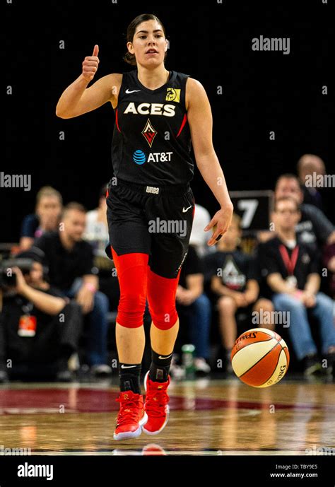 Kelsey plum las vegas aces hi-res stock photography and images - Alamy