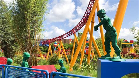 Hidden details of Toy Story Land - CNET