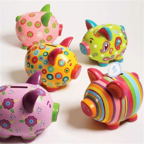 40 Cool and Useful Piggy Bank Ideas - Bored Art