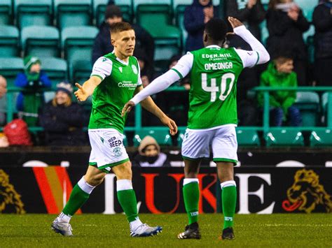 Hibs: What suspension of season means for seven out-of-contract players | Edinburgh News