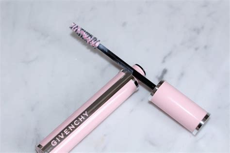 Givenchy Perfecto Base Mascara Review - Primer & Lash Mask in One