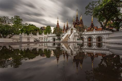 Download Time Lapse Chiang Mai Thailand Architecture Photography Reflection 4k Ultra HD Wallpaper