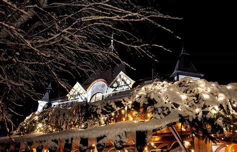 Church Illuminated at Night in Winter · Free Stock Photo