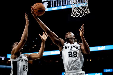 Photos: Spurs vs Mavs 10/25 Photo Gallery | NBA.com