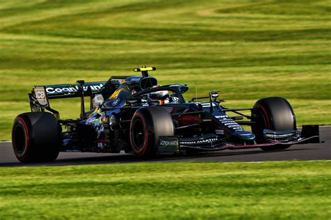 Sebastian Vettel (Aston Martin) - 2021 British GP [4096 × 2731] : r/F1Porn