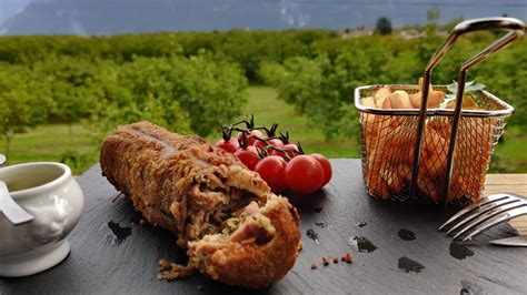 Découvrez l'andouillette lyonnaise - PARLAPAPA