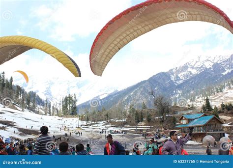 Paragliding At Solang Valley, Manali Himachal Pradesh, (India ...