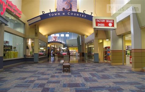 Great Lakes Crossing - mall in Auburn Hills, Michigan, USA - Malls.Com