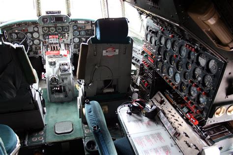 Super Constellation cockpit | The cockpit of HARS Super Cons… | Flickr