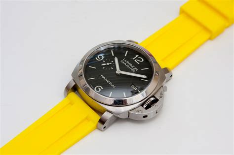 Rubber Panerai Straps Review by The Watch Strap Store