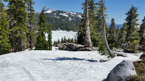 Wes' Travels to California Lakes: Lake of the Woods - El Dorado County, California