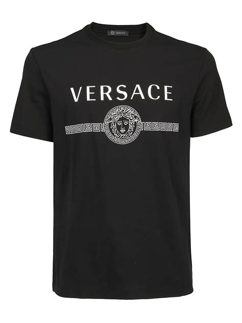 Versace T-shirt in 2020 | Versace t shirt, T shirt, Versace