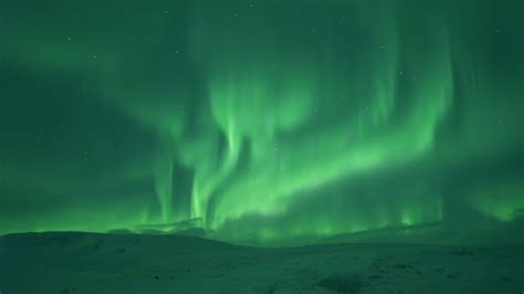 Short Breaks To Iceland See The Northern Lights | Shelly Lighting