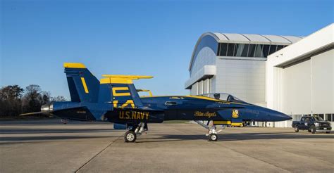 National Air and Space Museum Welcomes Blue Angels’ F/A-18C Hornet ...