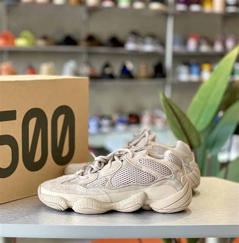 Adidas Yeezy 500 " Taupe Light " - 88YungPlug