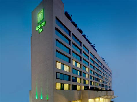 Family-Friendly Mumbai Airport Hotel | Holiday Inn Mumbai International Airport