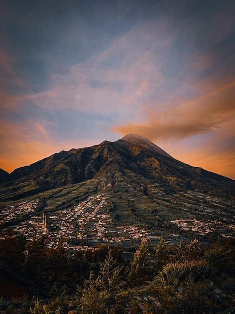 Premium Photo | Sunrise merapi mountain