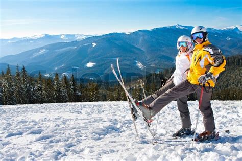 Happy couple on ski vacation | Stock Photo | Colourbox