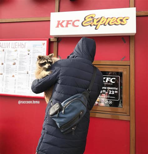 A normal KFC Express in Russia. : r/ANormalDayInRussia