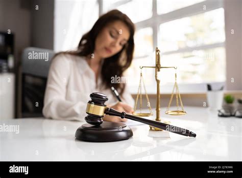 Female Lawyer In Courtroom At Litigation Trial Stock Photo - Alamy