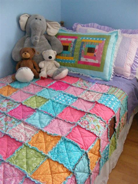 This Easy Flannel Rag Quilt is So Adaptable - Quilting Digest