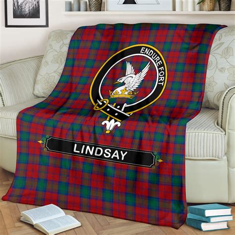 Lindsay Modern Crest Tartan Blanket | Tartan Home Decor | Scottish Clan ...