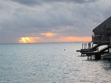 Moorea Sunsets and Sunrises39