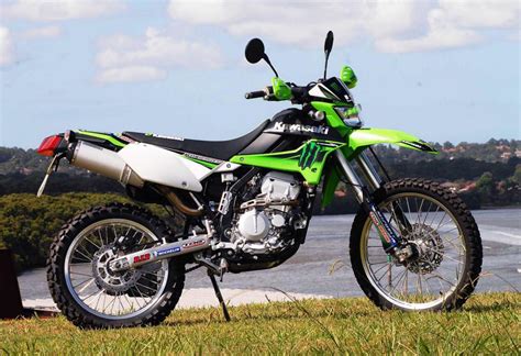 Kawasaki KLX 250 review motocyklu - technické údaje a hodnocení vlastníků