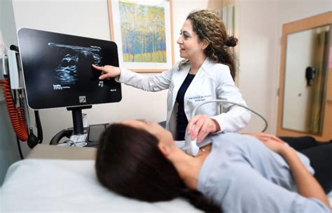 Thyroid Ultrasound and Imaging | Saint John’s Cancer Institute