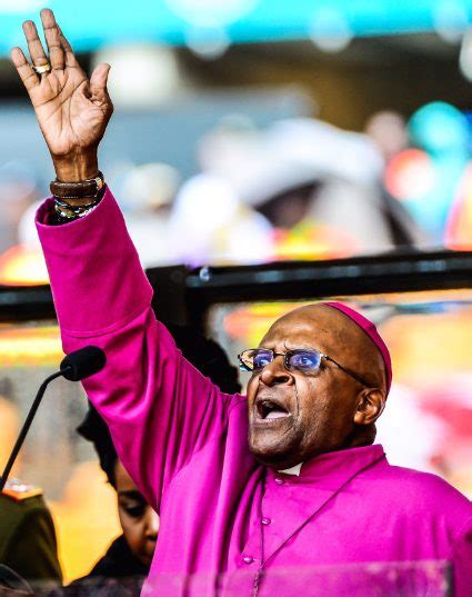 Desmond Tutu anti apartheid icon passes away