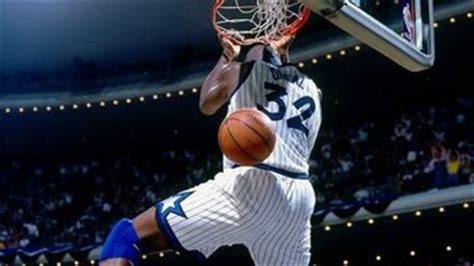 Shaquille O'Neal Retires: Video Highlights of the Top 15 Dunks of His ...