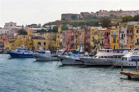 Procida Island Colorful Houses Marina Neapolitan Bay Italy — Stock Photo © tomaszmusiol #184149582