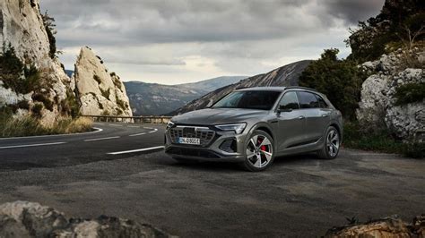 Audi Q8 e-tron debuts with 600km range: Check features