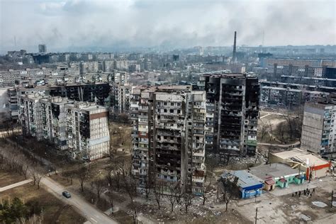 The Last Cell Tower in Mariupol | WIRED