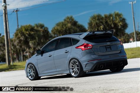 Post Pics of your Ford Focus RS wheel setup! | Ford Focus RS Forum