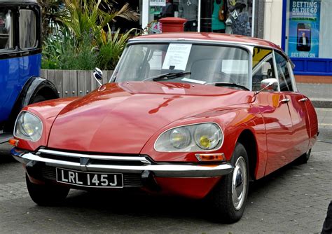 Citroen DS Citroen Ds, Classic Cars, Vehicles, Vintage Classic Cars, Car, Classic Trucks ...