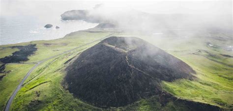 Eldfell Volcano | Guide to Iceland