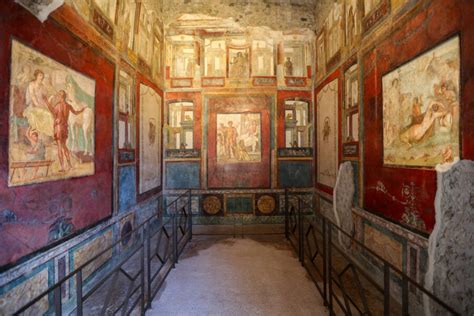 1,900-Year-Old Opulent 'House Of The Vettii' In Pompeii Restored