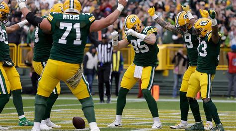 Packers snap 4-game losing streak with win over Rams | Fox News