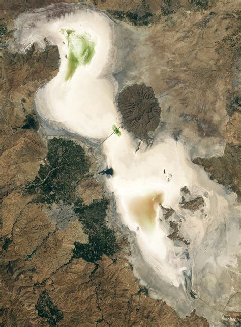 Unexpected Desolation: Largest Lake in the Middle East Shrivels Into Salt Flat