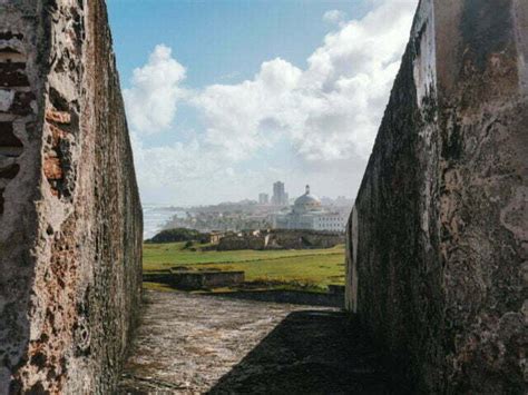 Visiting the San Juan Forts - Puerto Rico - Compasses & Quests