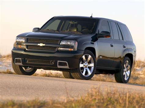 CHEVROLET TrailBlazer SS Specs & Photos - 2005, 2006, 2007, 2008 ...