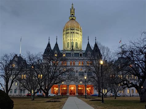 The State Capitol in Hartford CT at dawn : r/evilbuildings