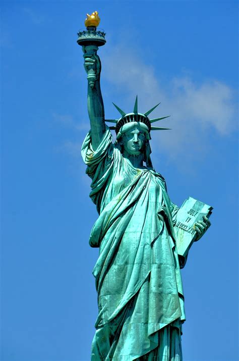 Chapter 26: Statue of Liberty in New York City, New York - Encircle Photos