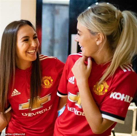 Manchester United announce squad for women's side ahead of 2018/19 season | Daily Mail Online