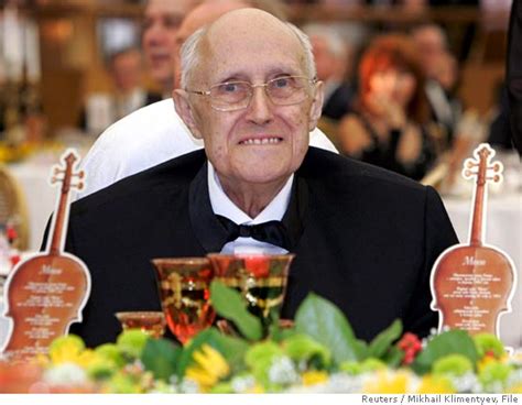 Cellist Mstislav Rostropovich, 80, dies