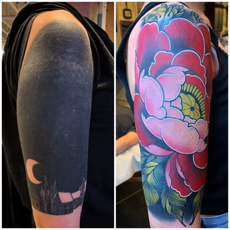 Covered up Jennifer’s black quarter sleeve with this pink and red peony. This is two sessions in ...